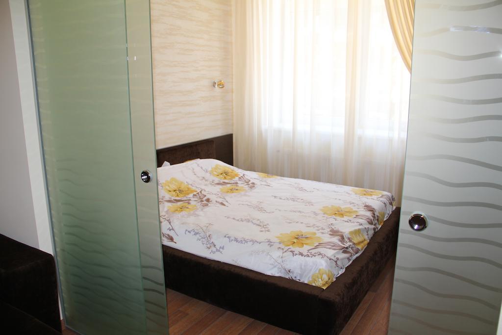Apartment In Center Of Odessa 部屋 写真