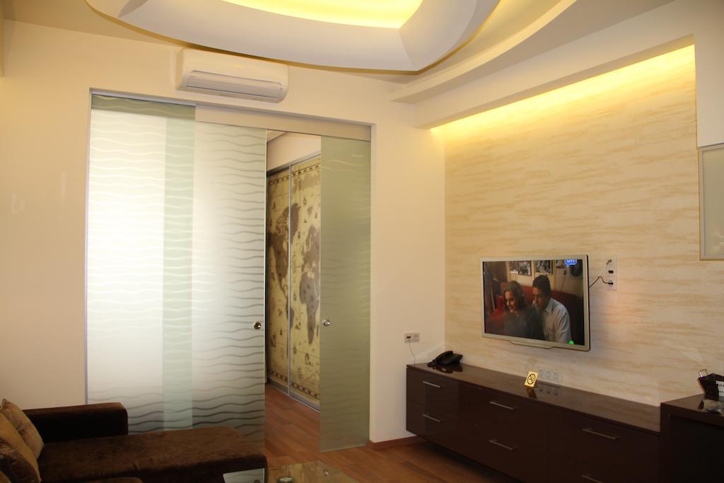 Apartment In Center Of Odessa 部屋 写真